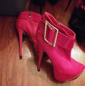 Red & gold suede heel boots